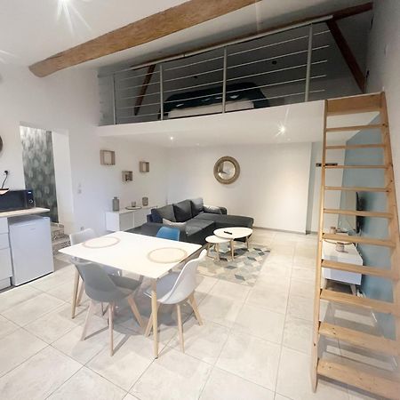A Deux Pas Des Peniches Apartment กาสเตลซาร์ราแซ็ง ภายนอก รูปภาพ